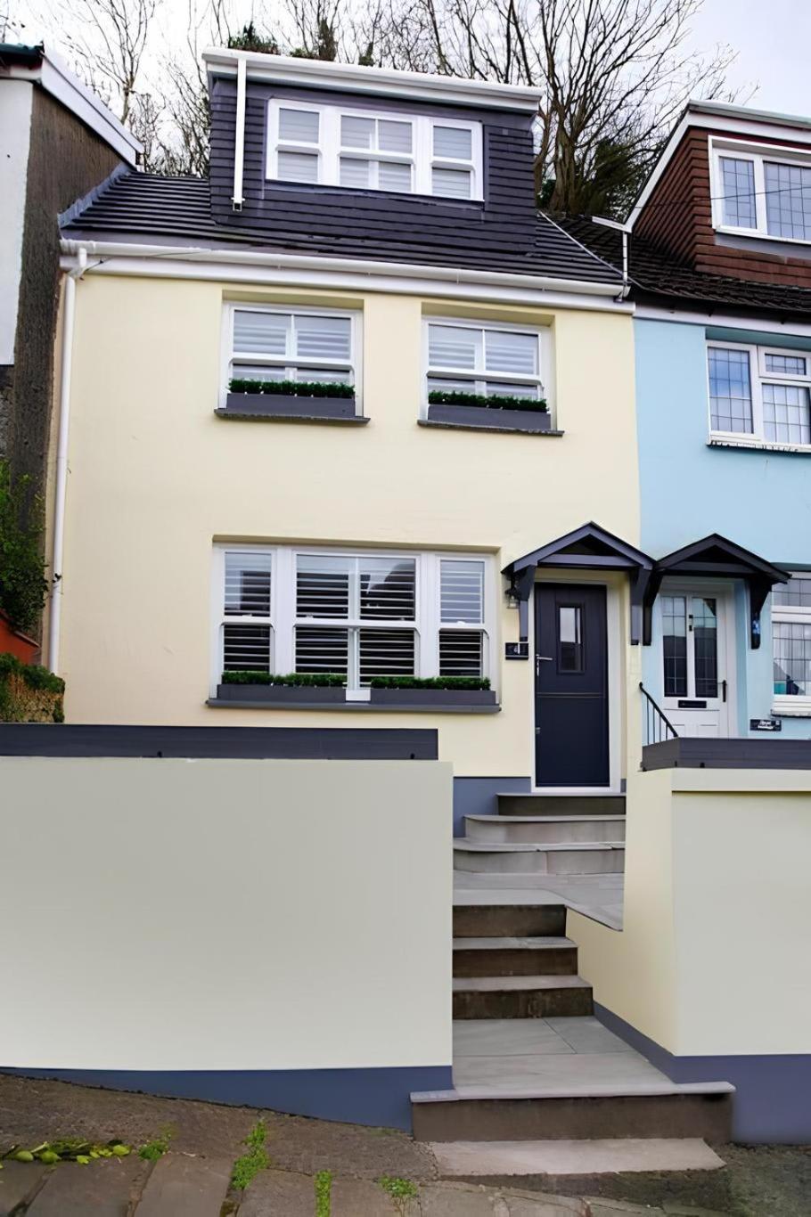 Tucked Away, Beach Access Sleeps 4 Mumbles Exterior foto